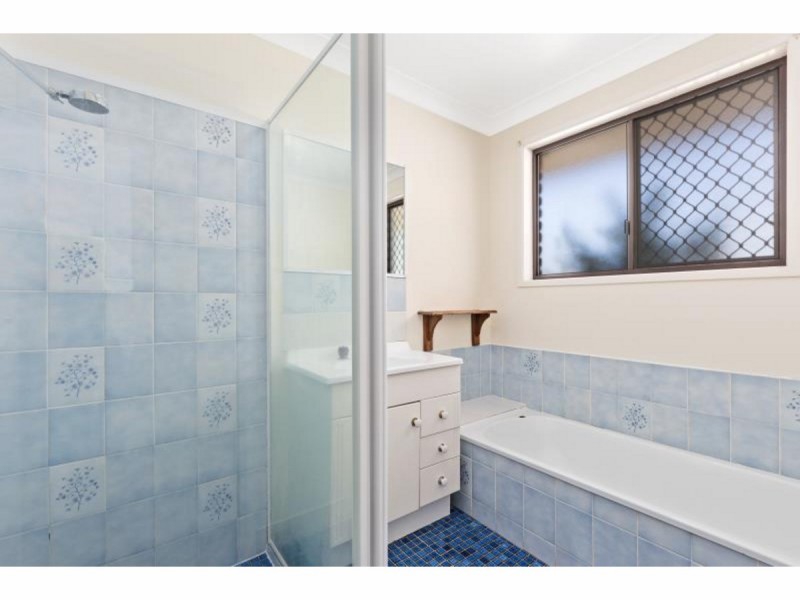 24 Wigginton Street, Frenchville QLD 4701
